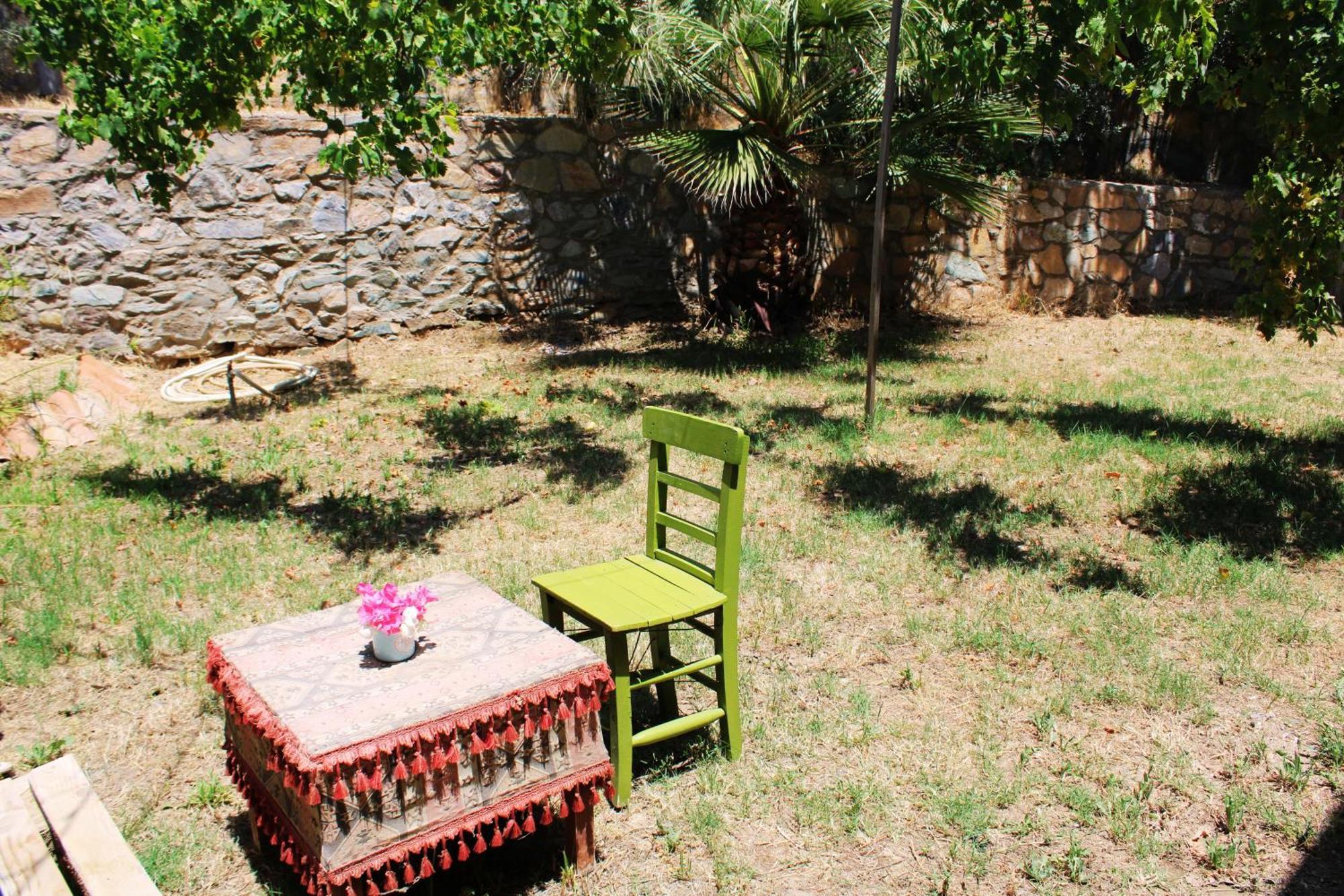 Pir Efes Konaklari Esmirna Exterior foto